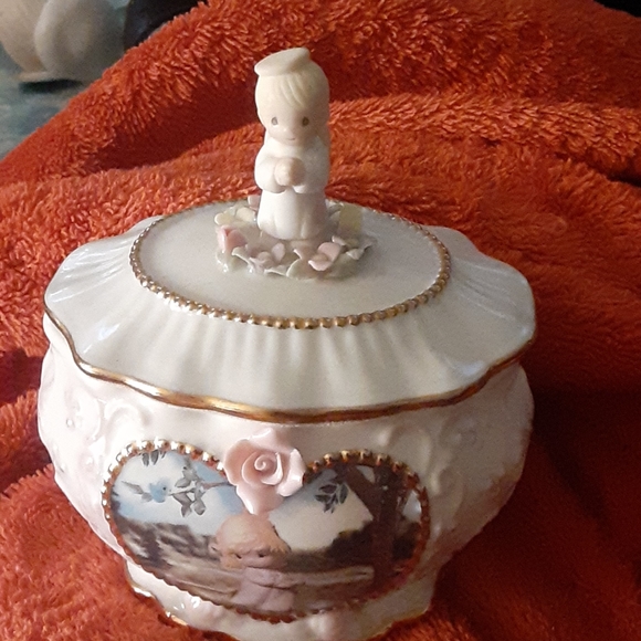 Precious moments music box